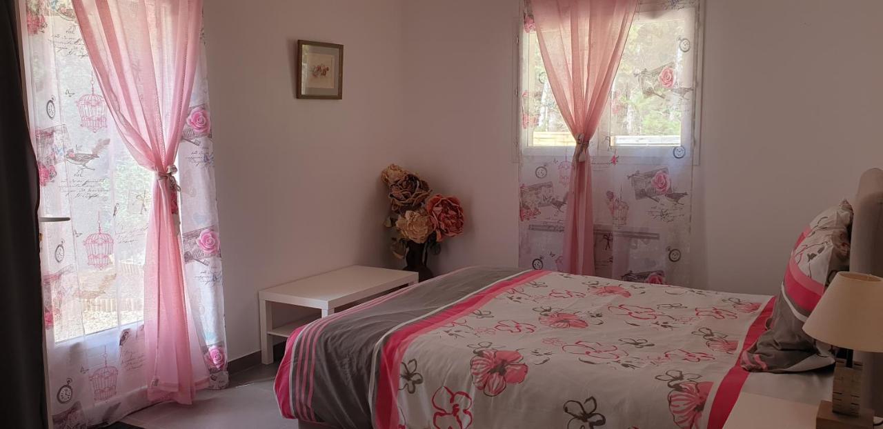 Villa Mylena Jouques Luaran gambar