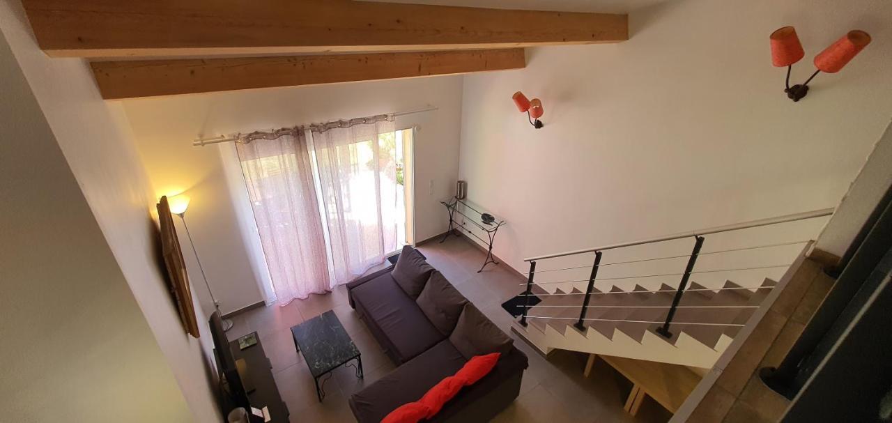 Villa Mylena Jouques Luaran gambar